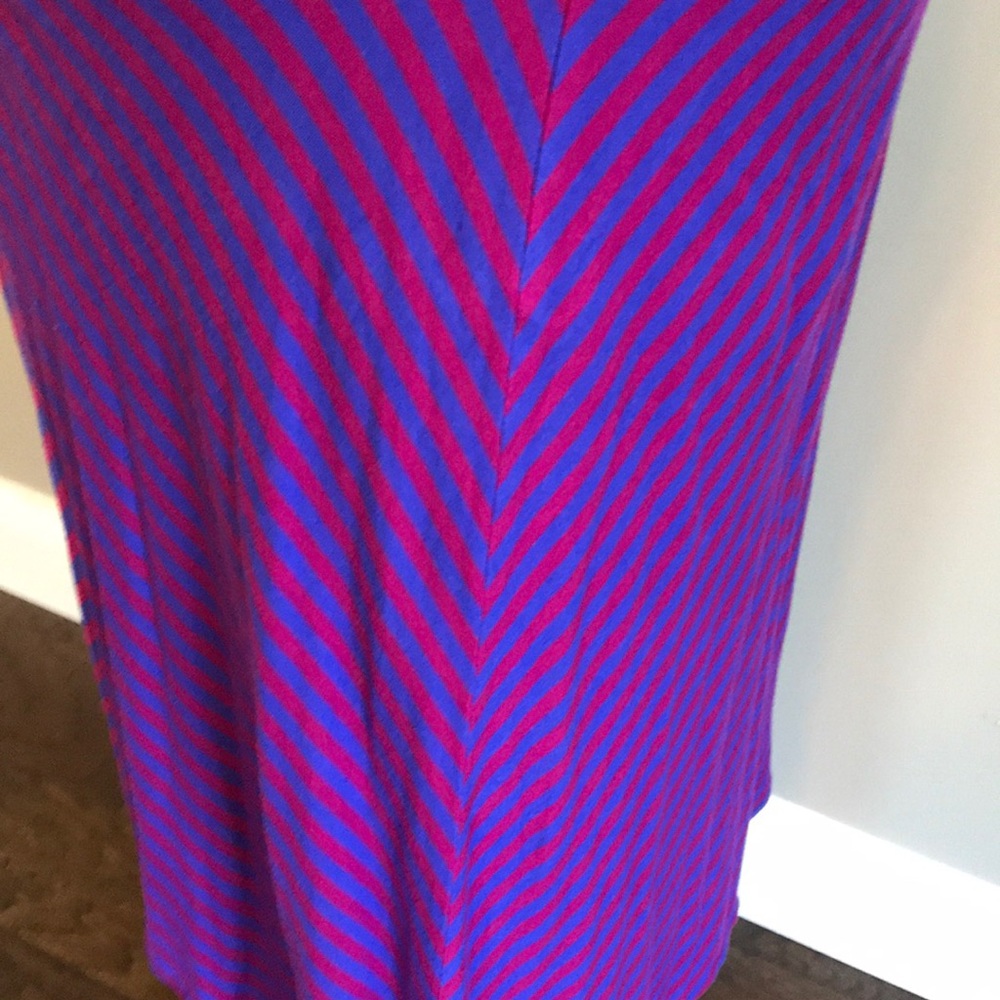 Dress - Picture 5 of 5